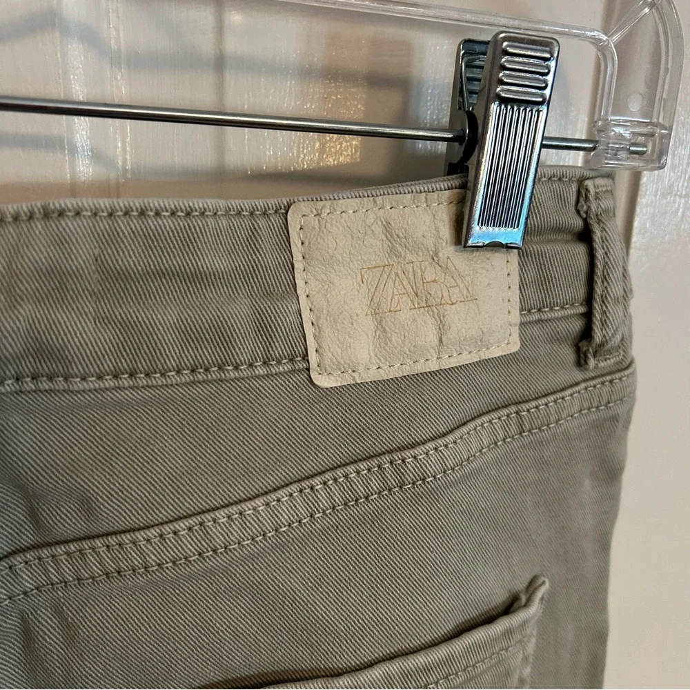 EUC Zara Wide Leg Denim - SZ 2